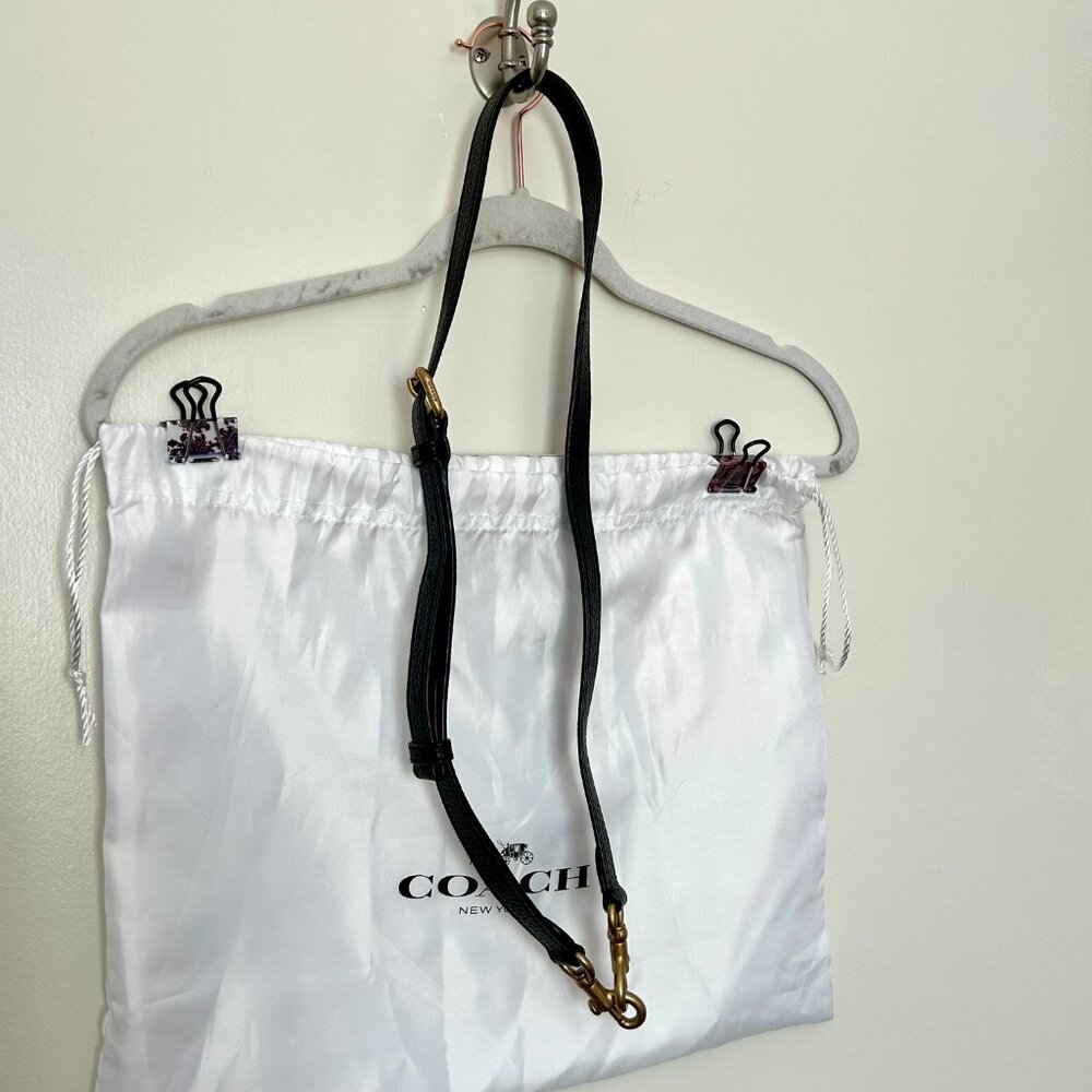 Coach Outlet Shay Crossbody in Black Pebbled Leather - Picture 7 of 14